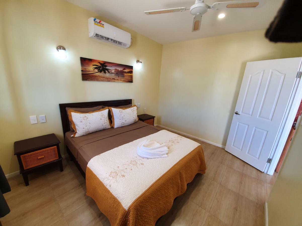 Le Uaina Beach Resort Faleapuna Exterior foto